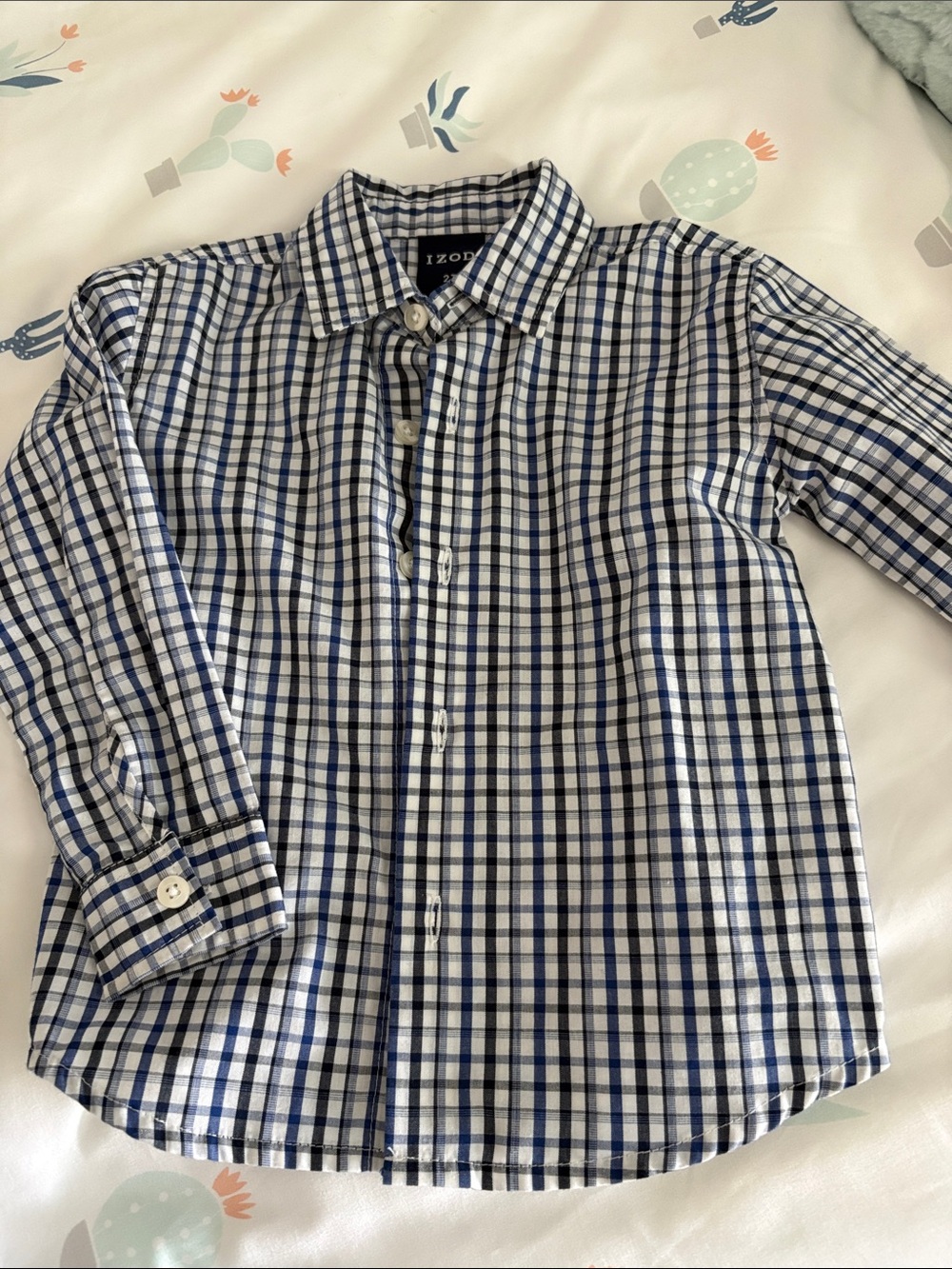 Izod Navy and White Checked Button-Down Shirt